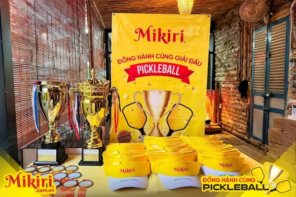 Mikiri & Pickleball