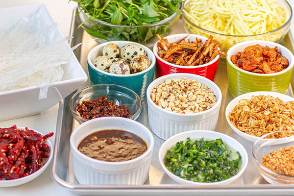 Nguyên liệu làm bánh tráng trộn