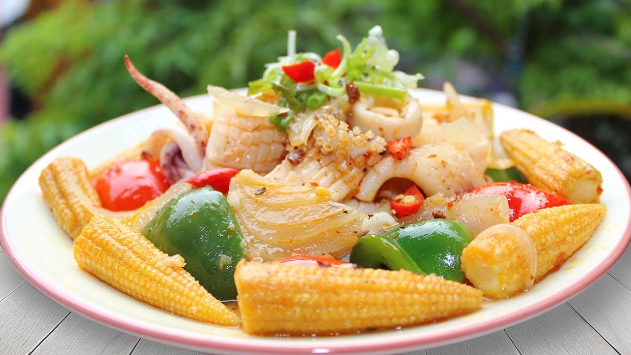 mực xào sa tế phiên bản chay