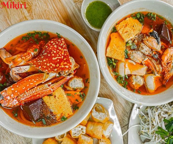 Bánh canh ghẹ thơm ngon, đậm vị