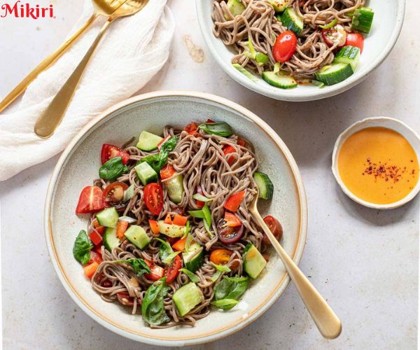 Biến tấu các món ăn với bún tươi