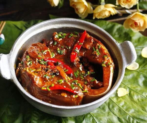 Cá bớp kho tiêu