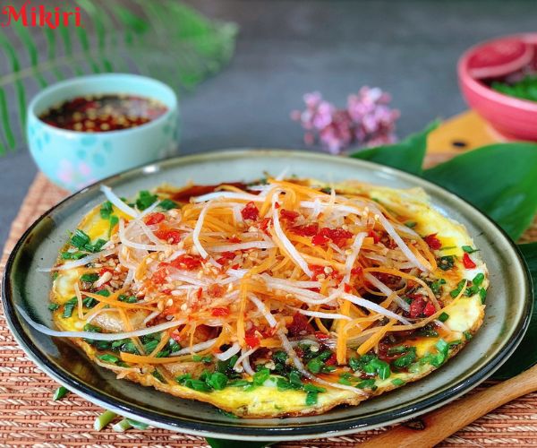 Cách nấu nui đơn giản với trứng chiên