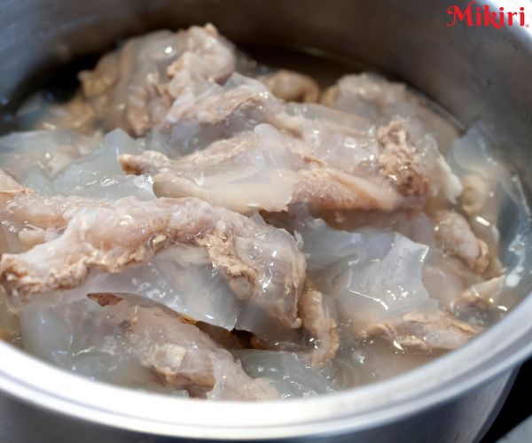 Luộc gân bò