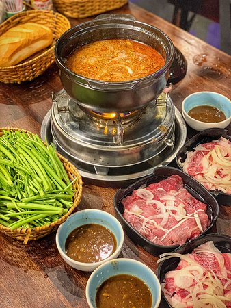 cách làm lẩu bò nhúng mắm ruốc