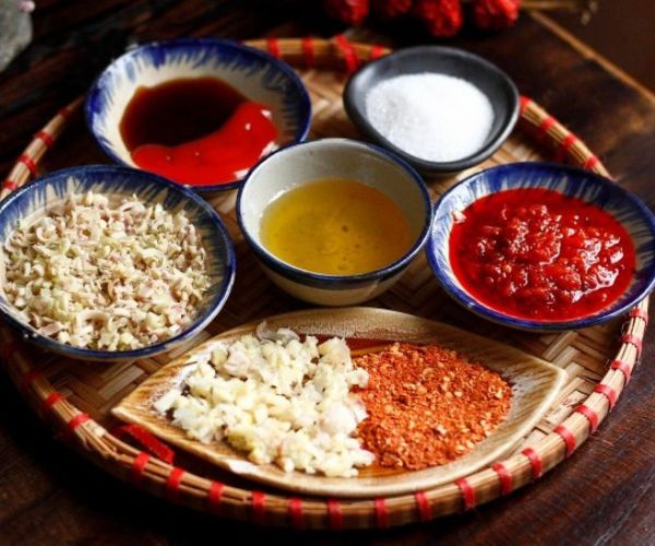 Chân gà nướng sa tế
