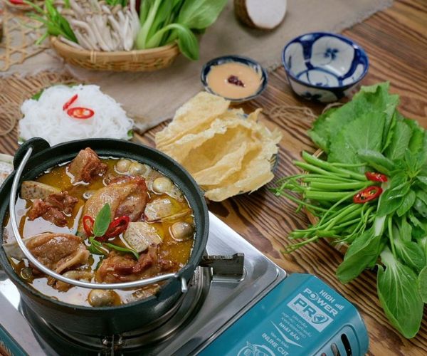 Vịt nấu chao ăn với rau gì