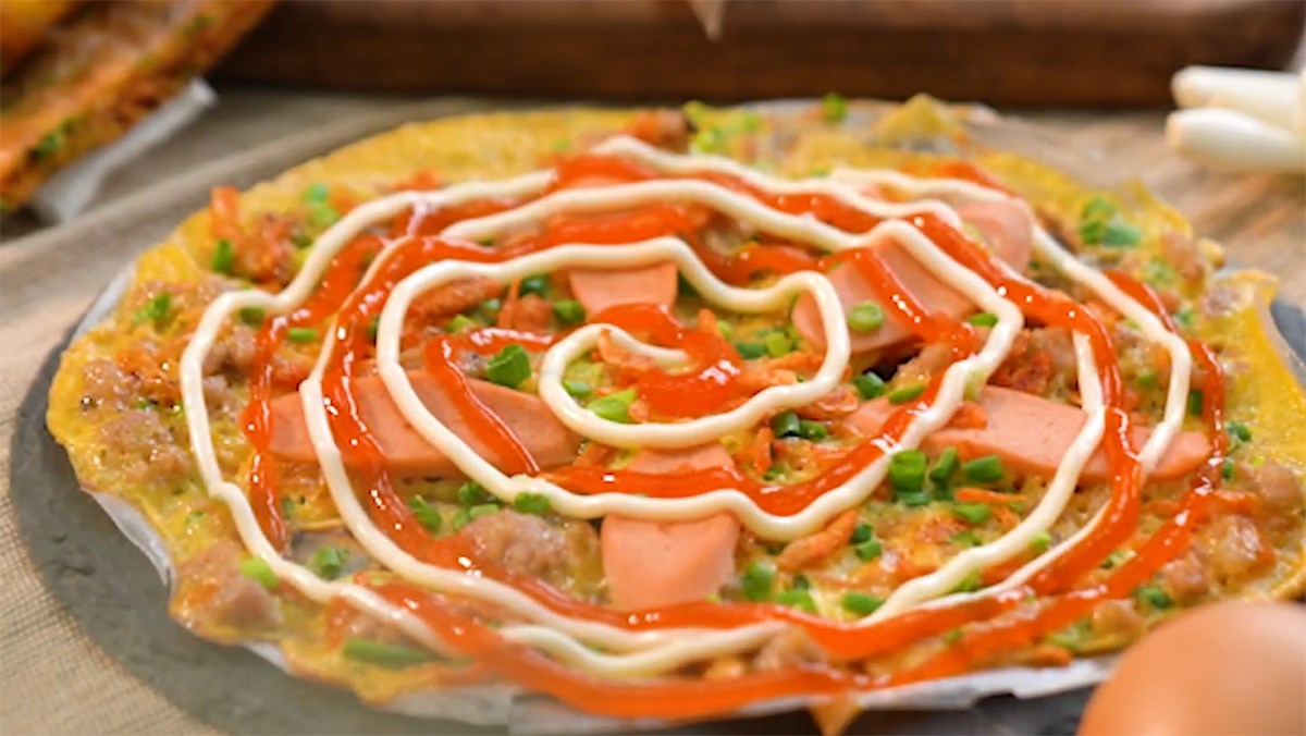 bánh tráng nướng xúc xích