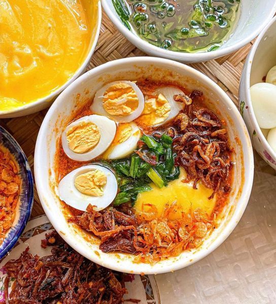 sốt tắc chấm bánh tráng từ sa tế