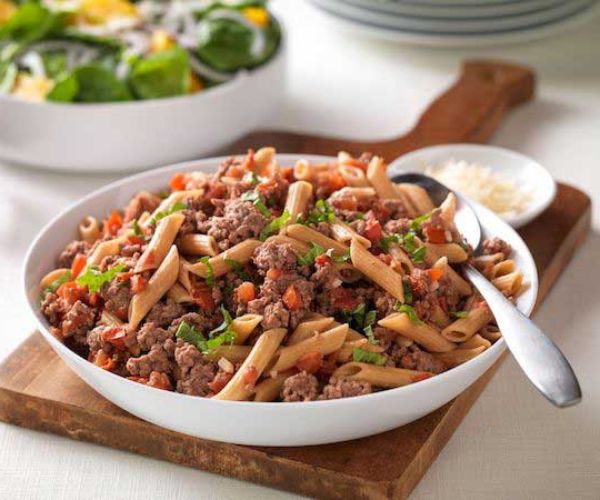 Nui xào bò bao nhiêu calo